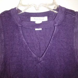 White House Black Market womens' purple v-neck sweater SZ XS